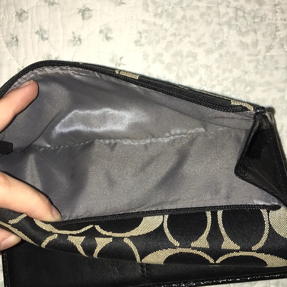 Coach Wallet - Picture 7 of 7